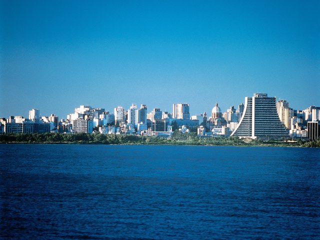 Mal paradas las cosas para nuestra “mui leal e valerosa cidade de Porto Alegre” O Chato
